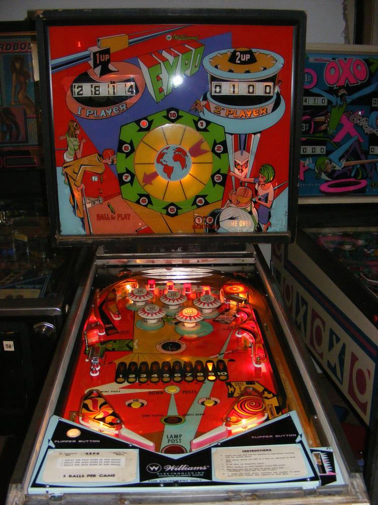 Lot - OXO PINBALL MACHINE BY WILLIAMS